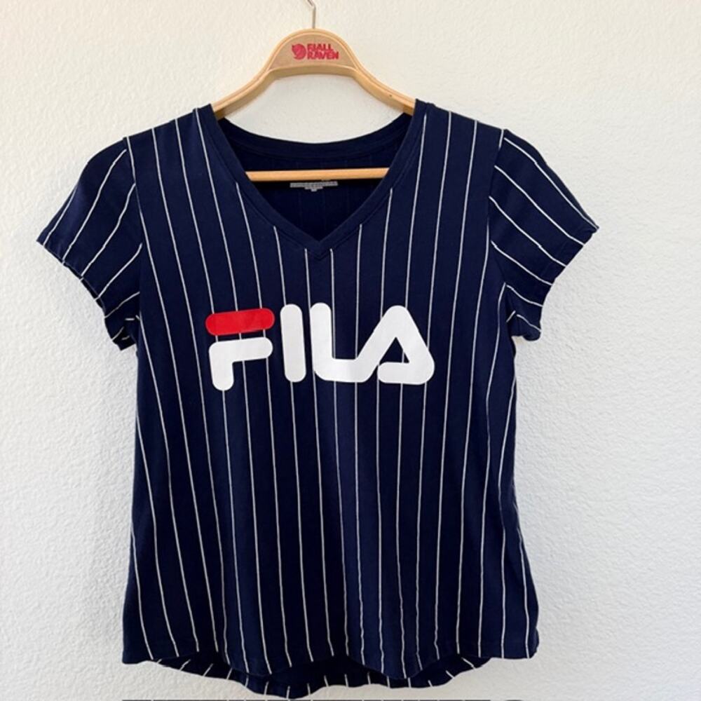 FILA Tee V-Neck Short Sleeve Navy Stripe Baseball-Style Athletic Women's Medium‎